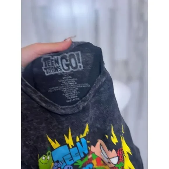 Teen titans tshirt - Picture 4 of 5